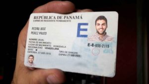 cédula E de residente permanente en panamá